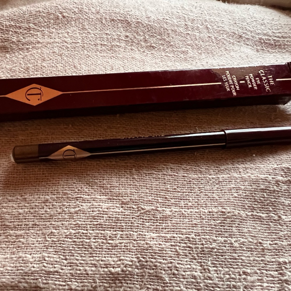 CHARLOTTE TILBURY The Classic Eye Powder Pencil THE SOPHIA NIB Brown